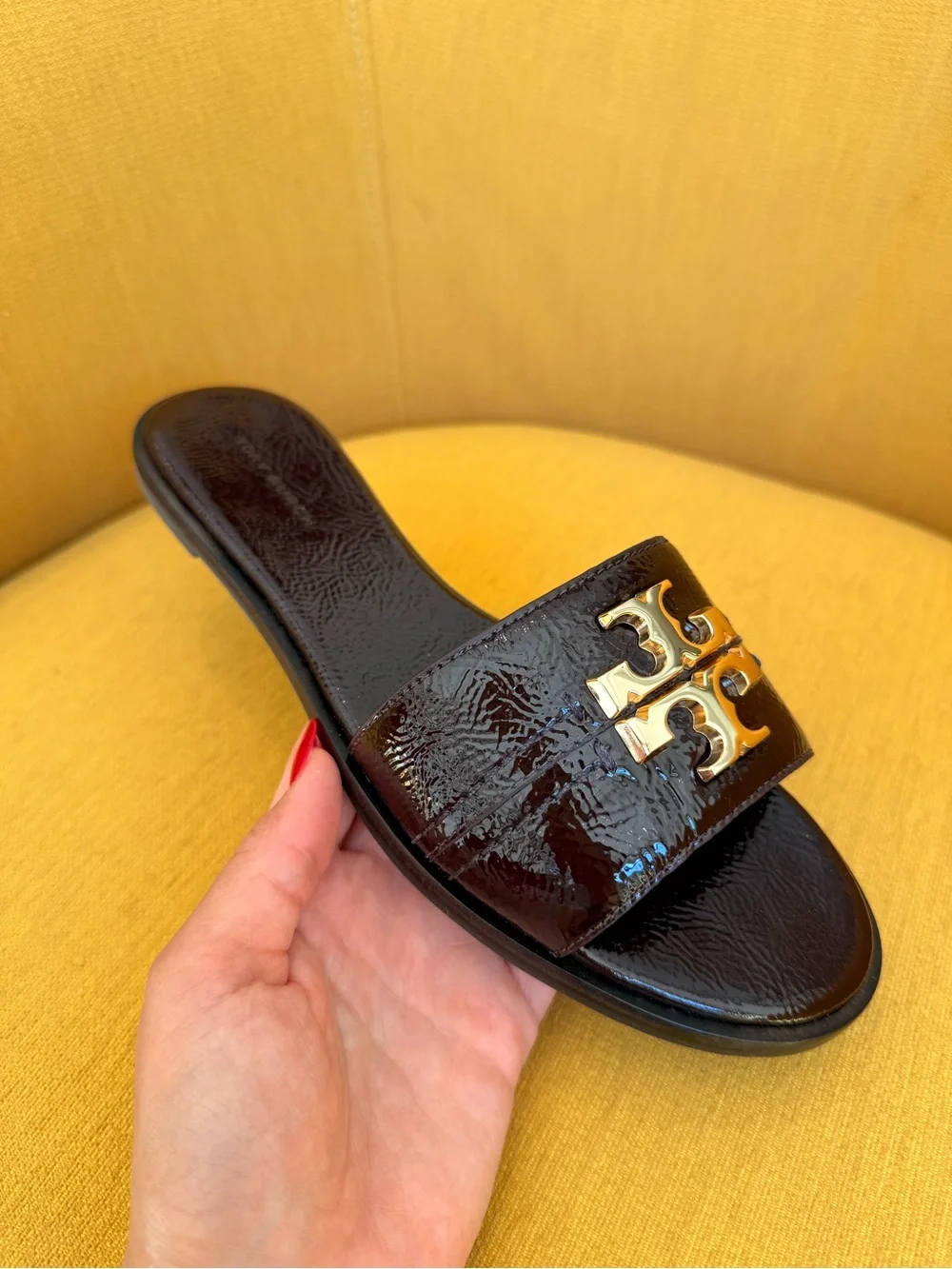 Tory‎ Burch Everly Slide Sandals, Agnello Size 7.5 LAST PAIR